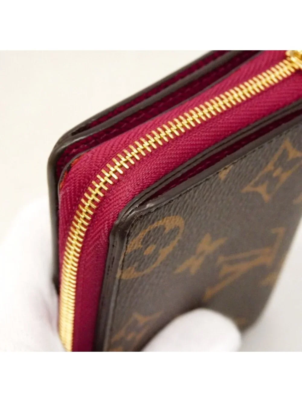 Louis Vuitton this authentic